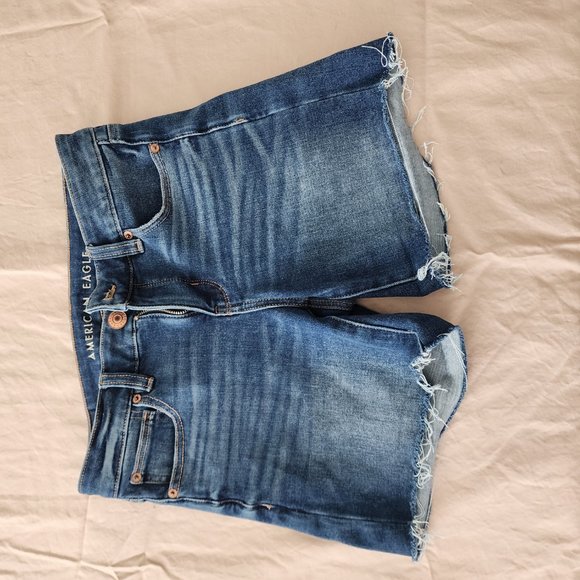 American Eagle Jean Shorts - Picture 4 of 6